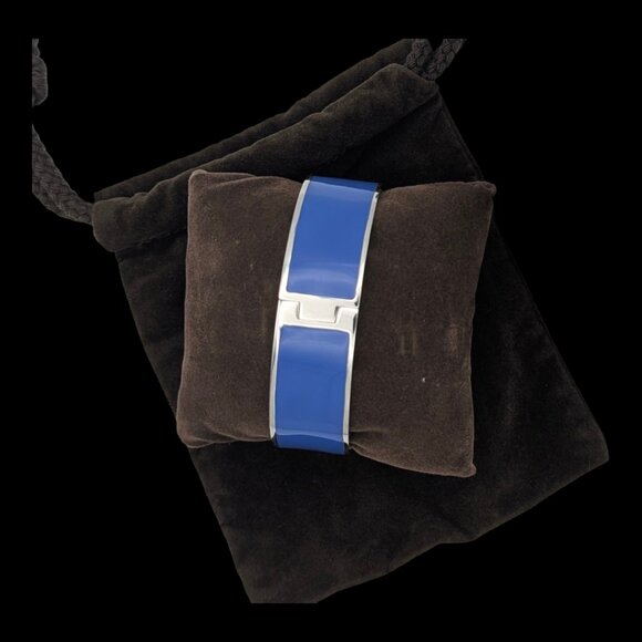 Michael Kors Epoxy Buckle Bangle Blue/Silver MKJ2875 - Picture 3 of 6